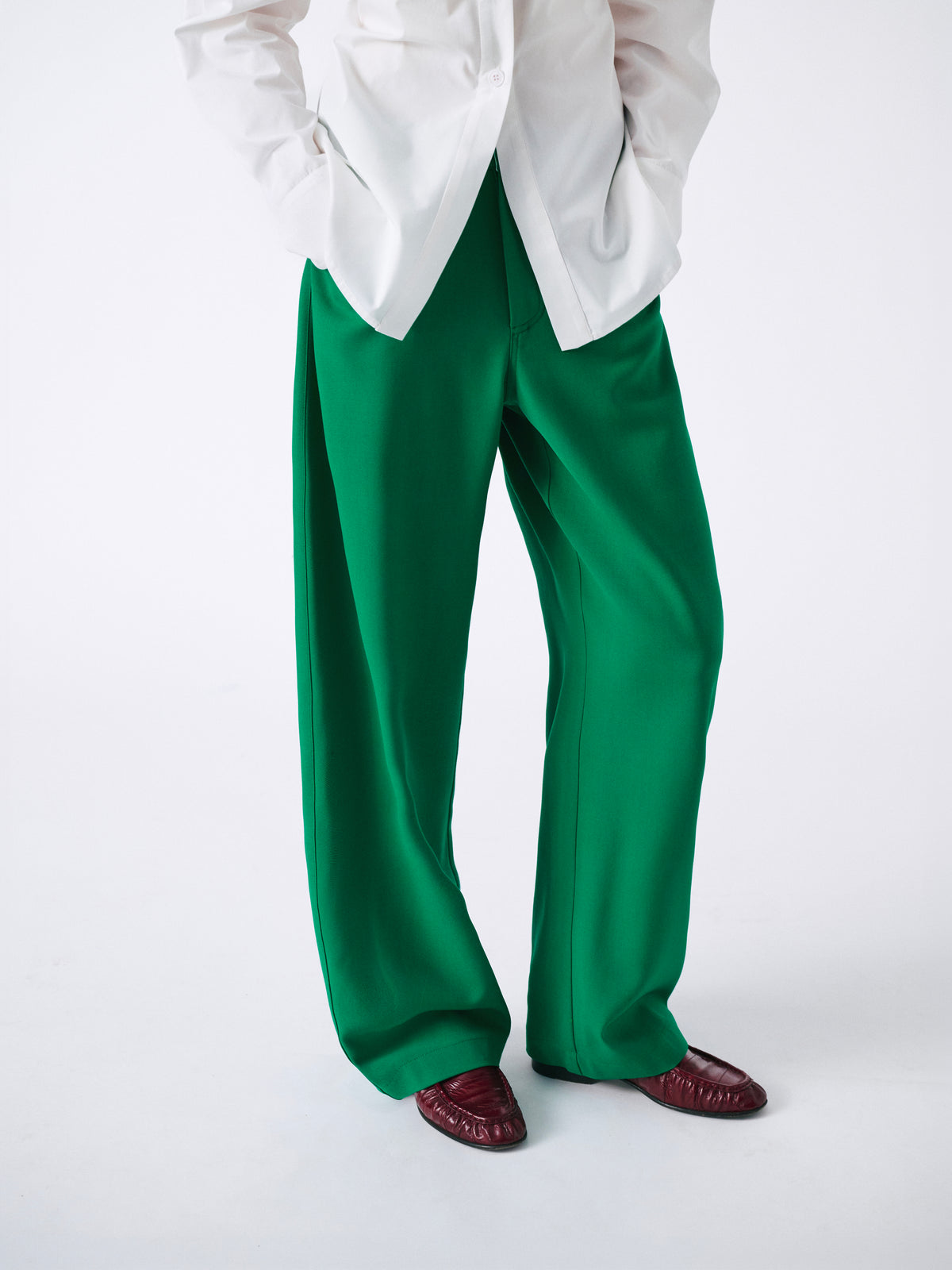ADFW26043 HQ-2026-09-22-R2 image 1/5 – Amy Trousers Golf Green